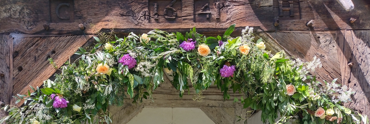 Wedding flowers arch